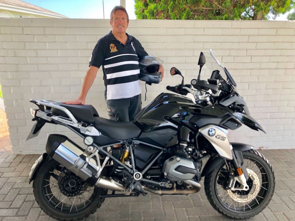 Barry Robertson 2016 BMW R1200GS LC