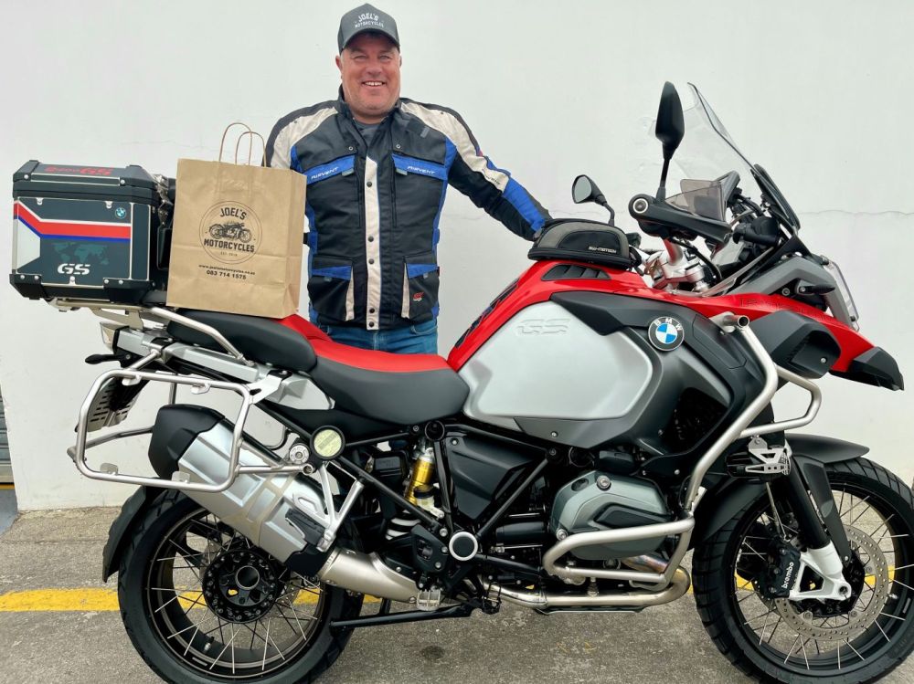 Donovan Oosthuizen 2015 BMW R1200GS Adventure