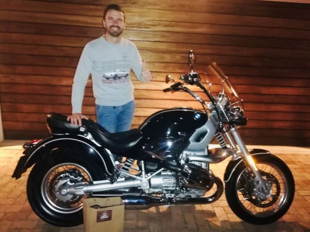 Jaco Grobbelaar (Stellenbosch) 2004 BMW R1200C