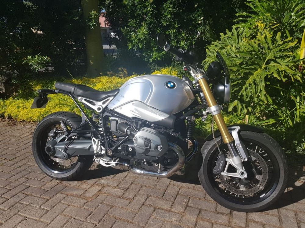 Johan De Waal (CT) 2016 BMW R NineT