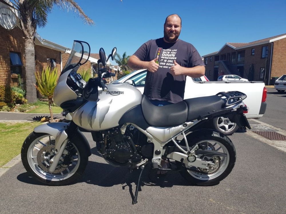 Lloyd Martin (Durbanville) 2005 Triumph Tiger 955i