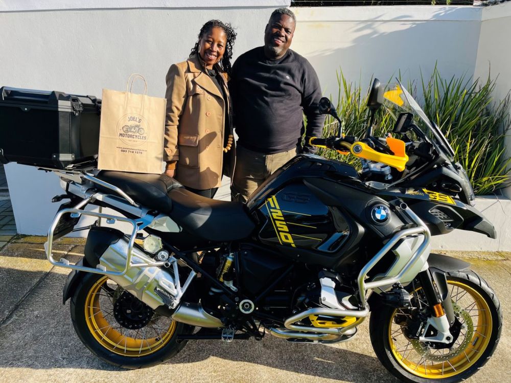 Nkosana Maphasa 2022 BMW R1250GS Adv 40 Yr