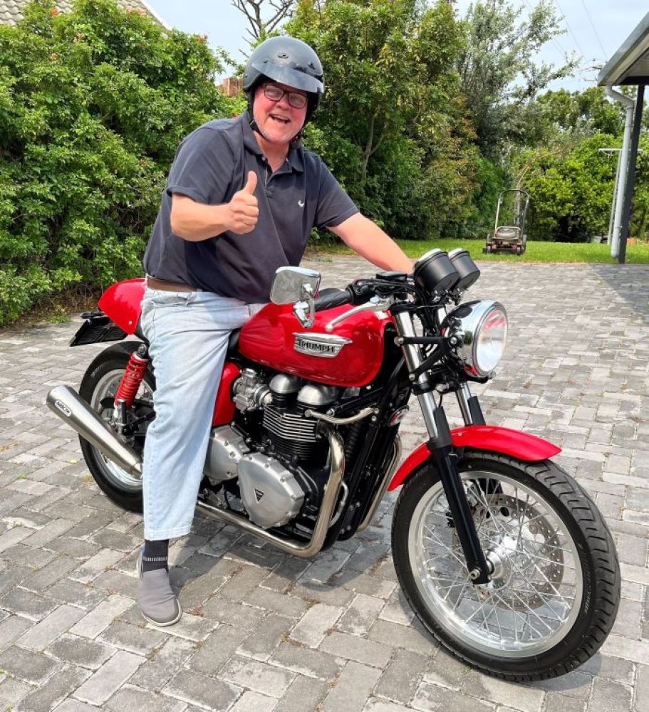 Robbie De Plessis 2011 Triumph Thruxton