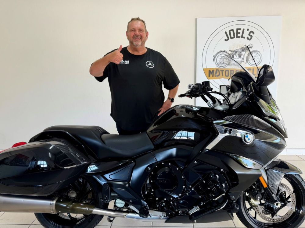 Seef Wolmarans (Aston Bay) 2018 BMW K1600 Bagger