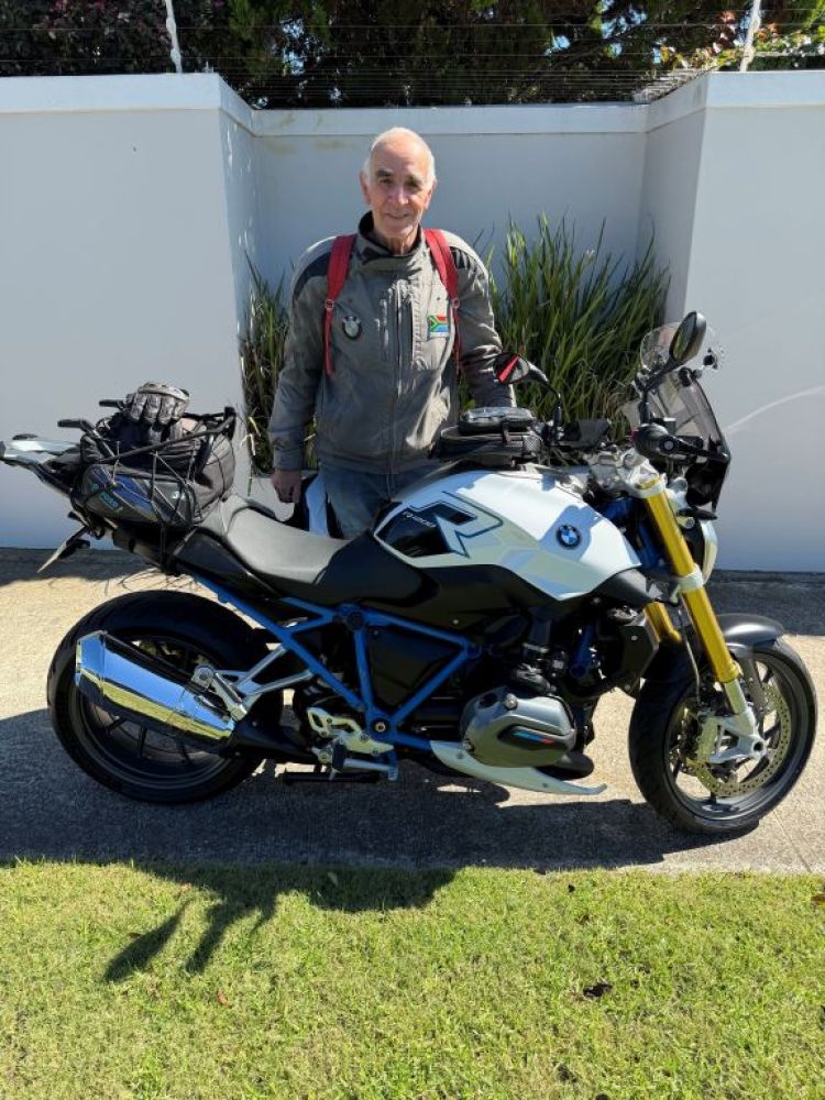 Trevor Griffin (Knysna) 2017 BMW R1200R