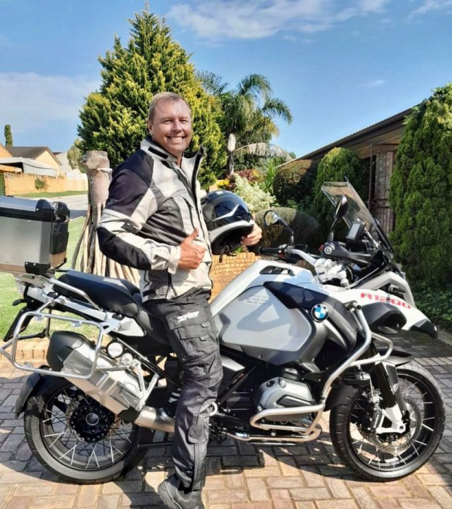 Wayne Howard 2016 BMW R1200GS Adventure